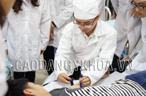 Nghề Y cực kỳ vất vả và nhọc nhằn