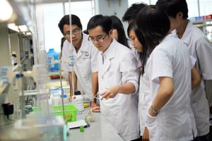 Chọn trường đào tạo kỹ năng ngành Dược tốt nhất
