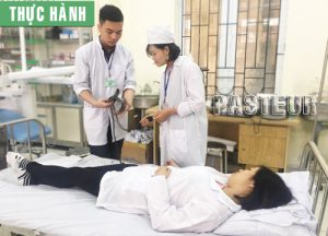 Sinh viên cần chuẩn bị kiến thức và kỹ năng trước khi ra trường